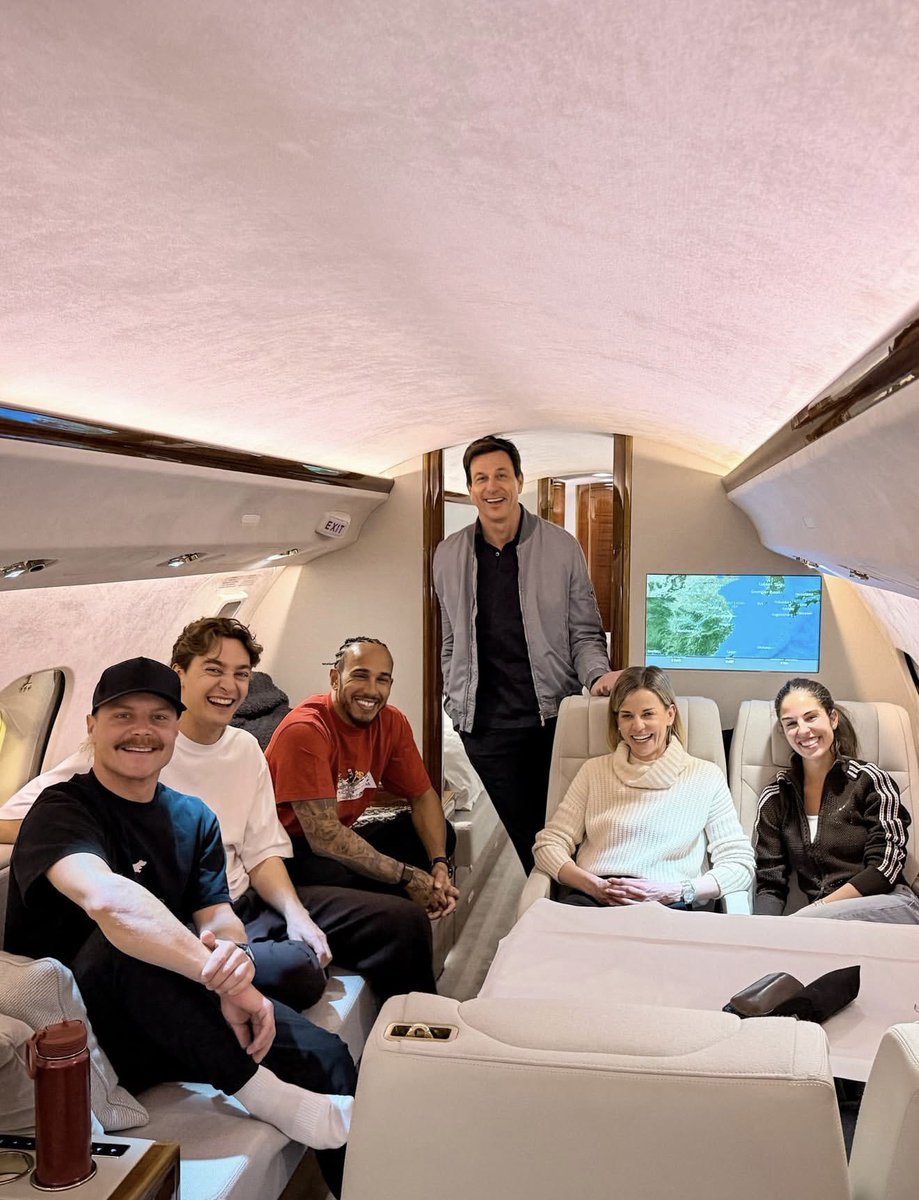 The Grid Indonesia tweet media