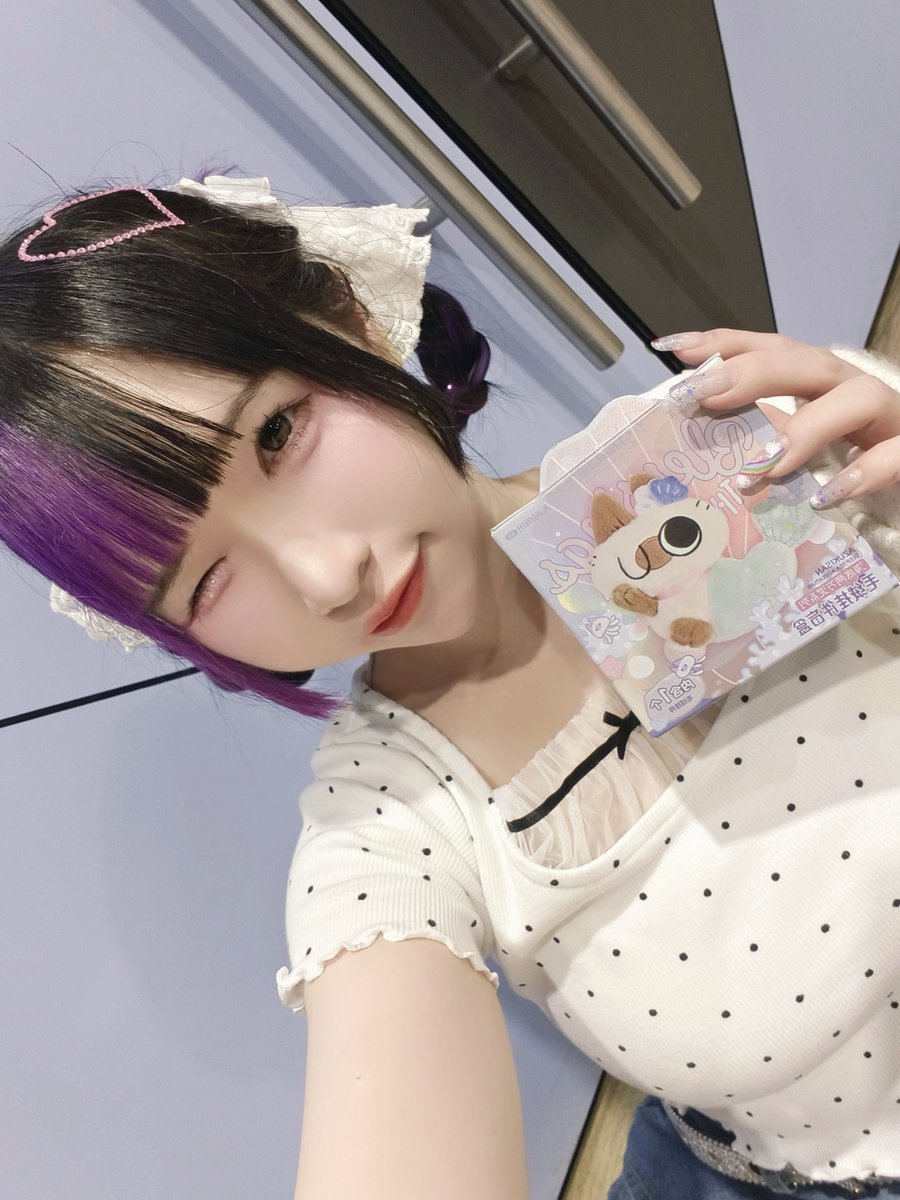 All in for your everything ♪
ขอบคุณทุกคนสำหรับงานเสาร์อาทิตย์ที่ผ่านมานะคะ🤗💜
สองวันสองลุคเลย 🥺ดีใจที่ชอบมคต.ไม่ว่าจะลุคไหนก็ตามนะคะ 
มคต.หายจากโซเชี่ยลไปเลย มะได้จับมือถือเยย โกเมนนาไซ🥹🙏🏻 หลับซ้อมตุยแง้

#MikotoDenshi220 #SakuraiMikoto #電子220
#Denshi220 #Siamdol