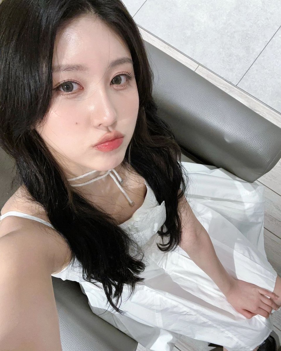 gapeuI's tweet photo. Jadi kamu mau aku mundur apa jadi cantik aja? https://t.co/LSlCG1FnLB