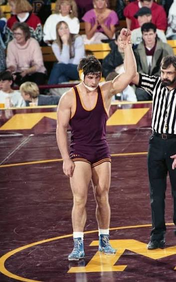 Max Dean tweet media