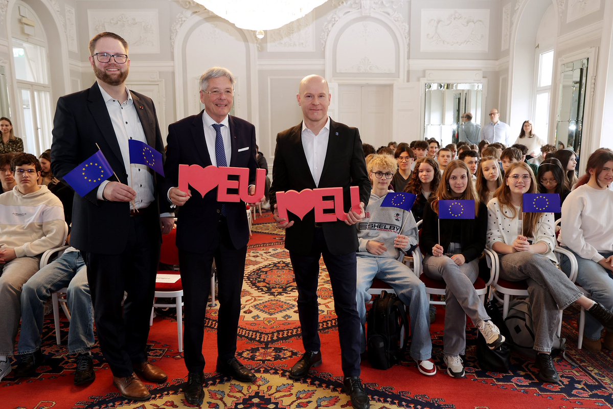 Peter Kaiser tweet media