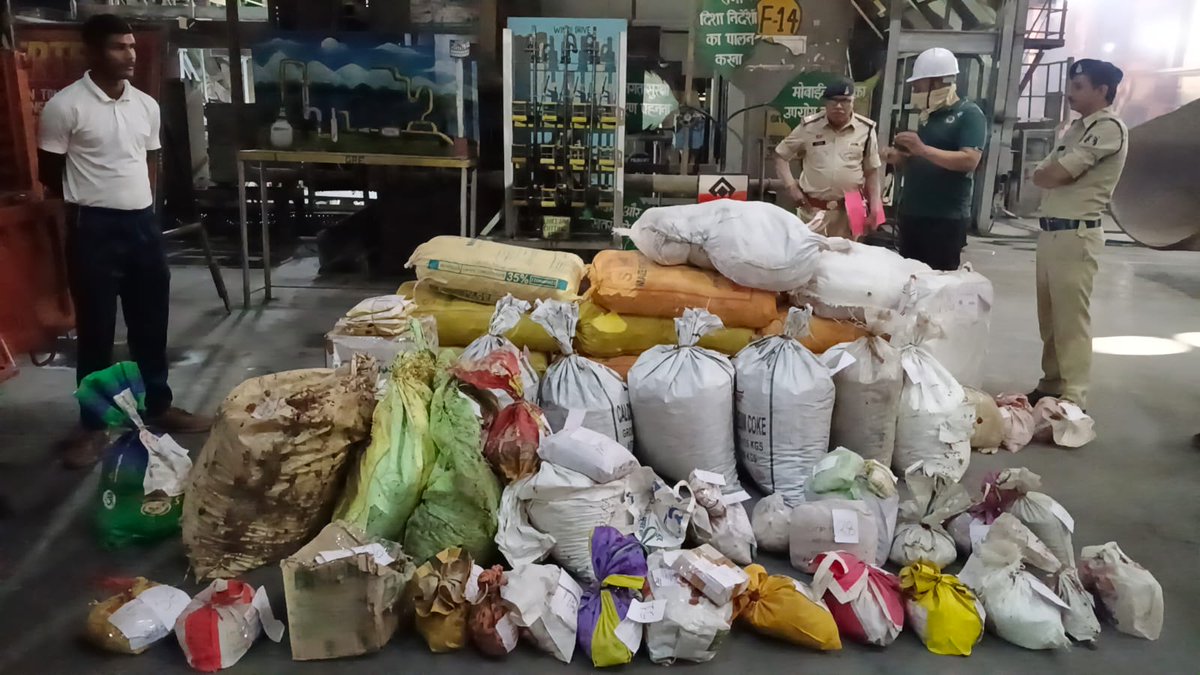 Chhattisgarh Police tweet media