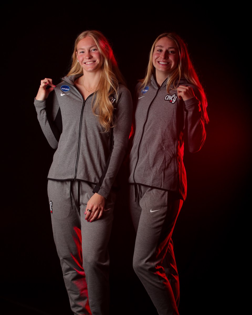 Cincinnati Swim-Dive tweet media