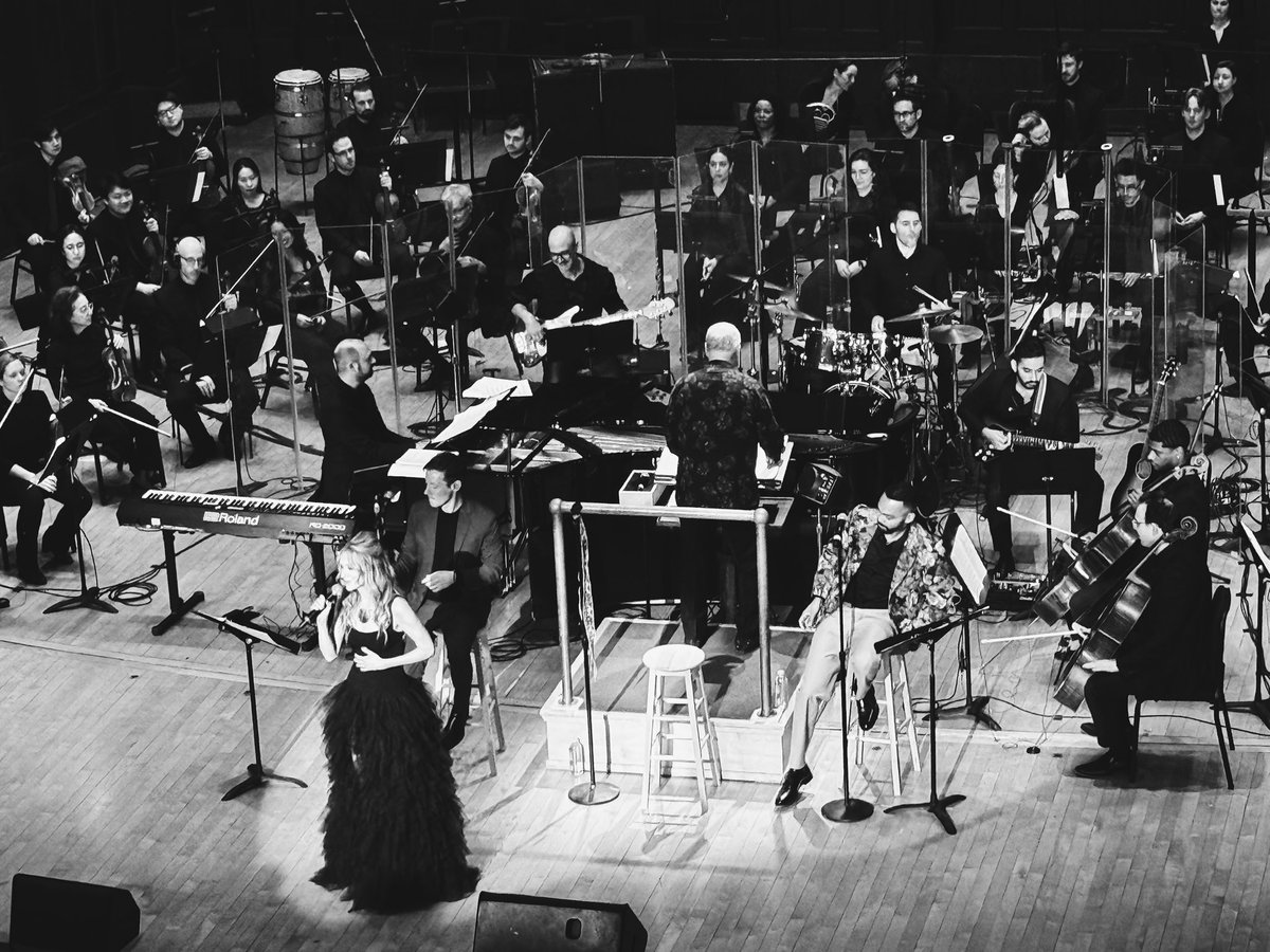 Sarah Darling tweet media