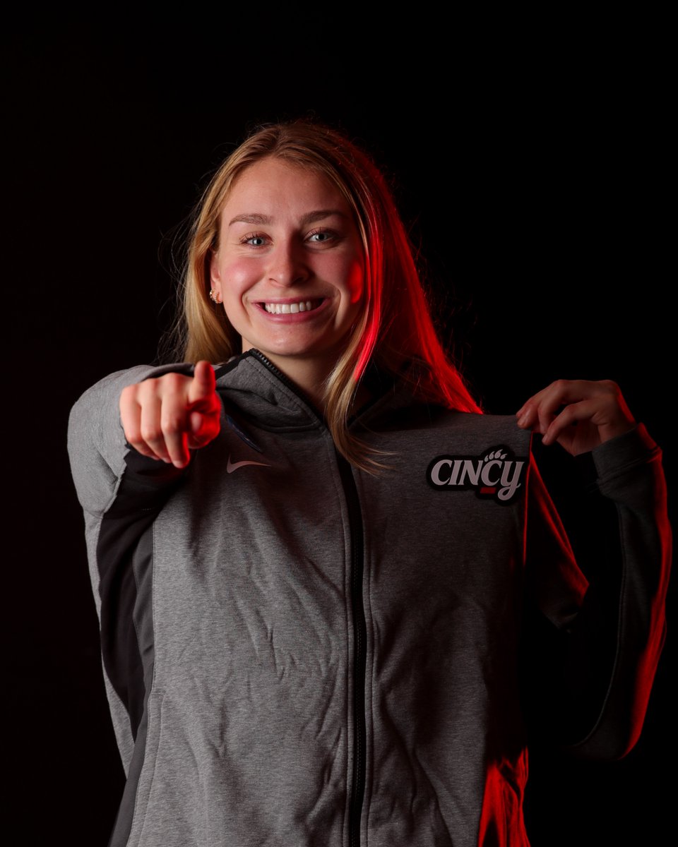 Cincinnati Swim-Dive tweet media