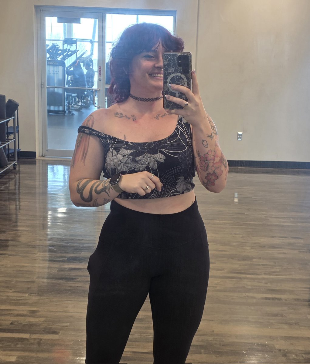 Jess (muscles💪) tweet media