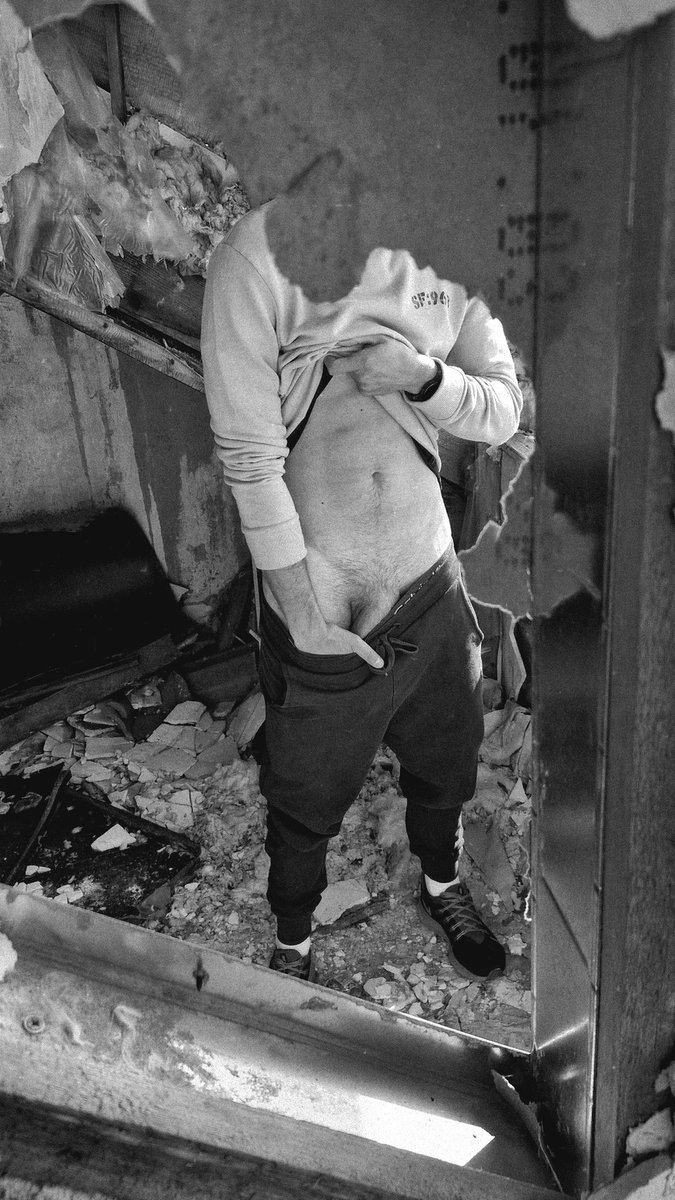 hungOUTdoor tweet media