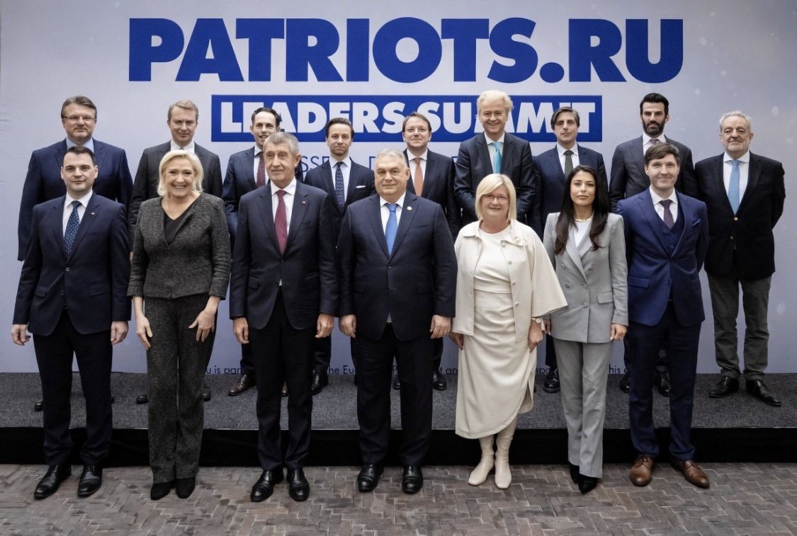 fimimax's tweet photo. @MrMesserschmidt Tænker du købe “billig” benzin fra Putin?? https://t.co/JHha81PO3t