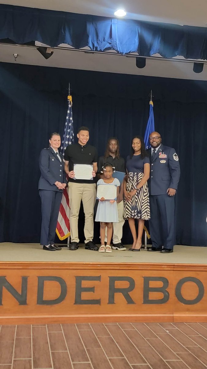 Coach Mario tweet media