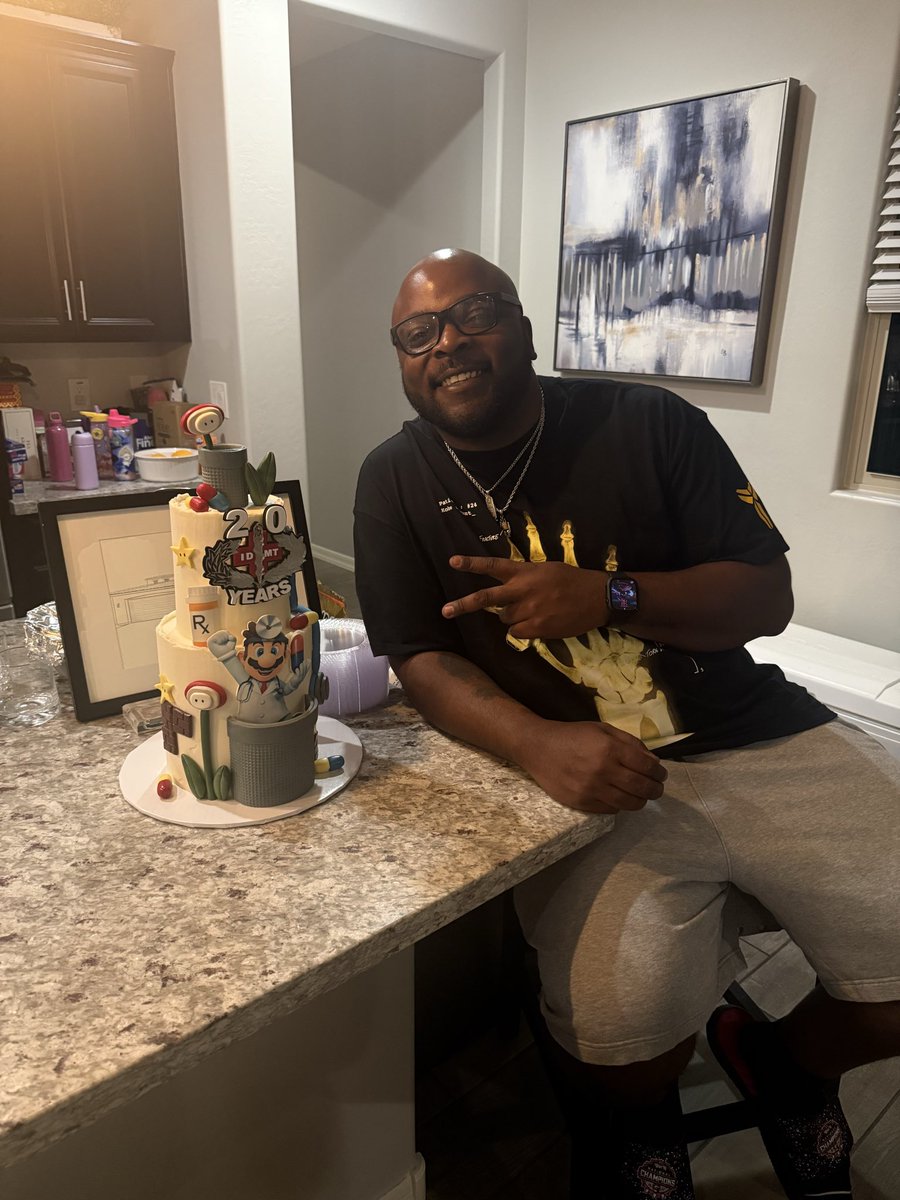 Coach Mario tweet media