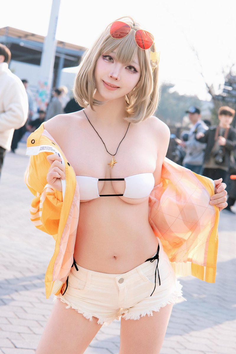 Hasdell98's tweet photo. #NIKKE #Anis #SparklingSummer
cosplayer. @noe0606 https://t.co/ErPVF0LyzX