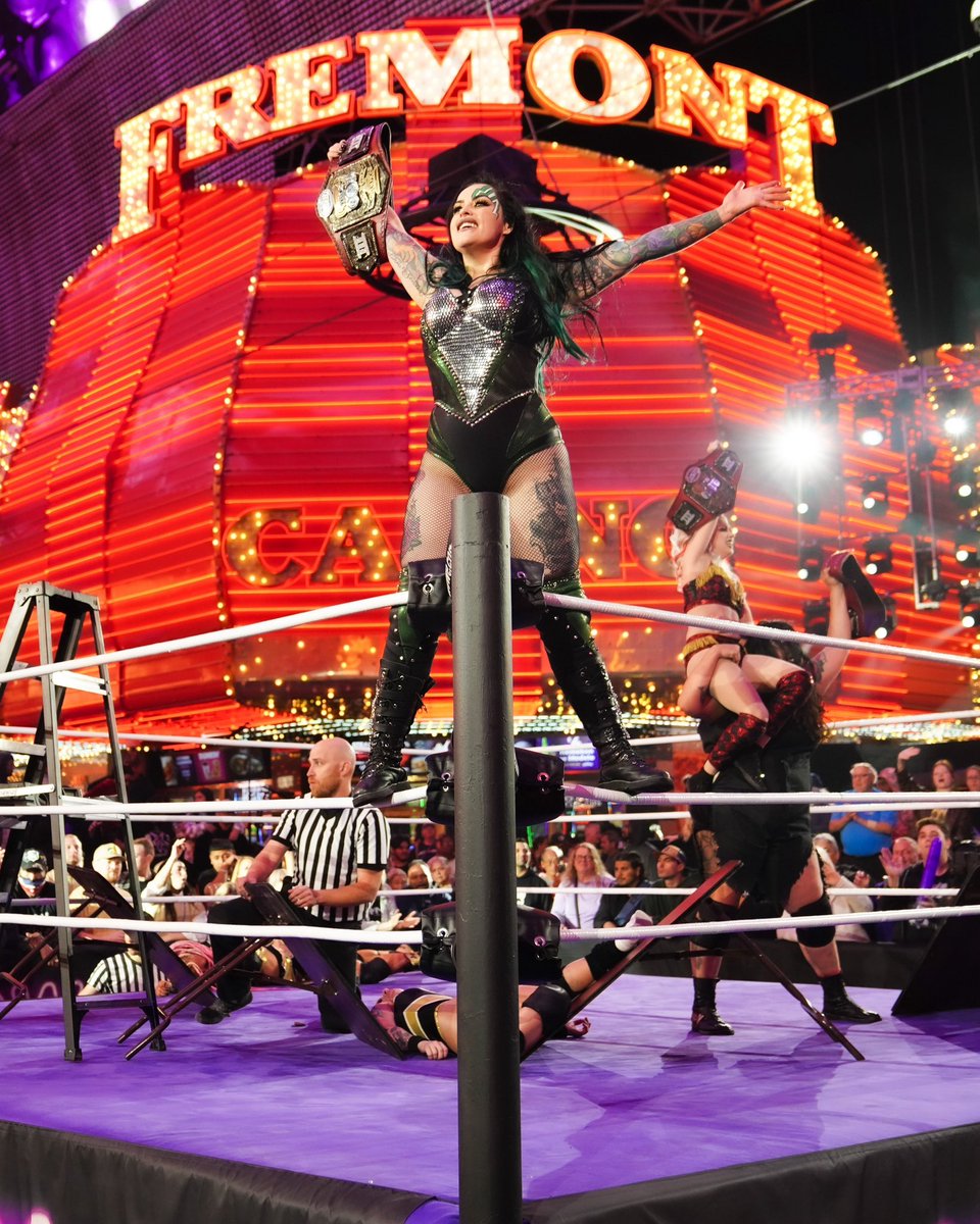 𝔥𝔞𝔯𝔩𝔬𝔴 𝔬’𝔥𝔞𝔯𝔞 tweet media