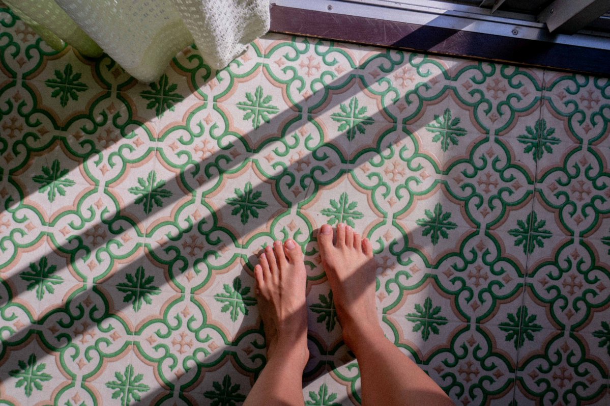 フロン tweet media