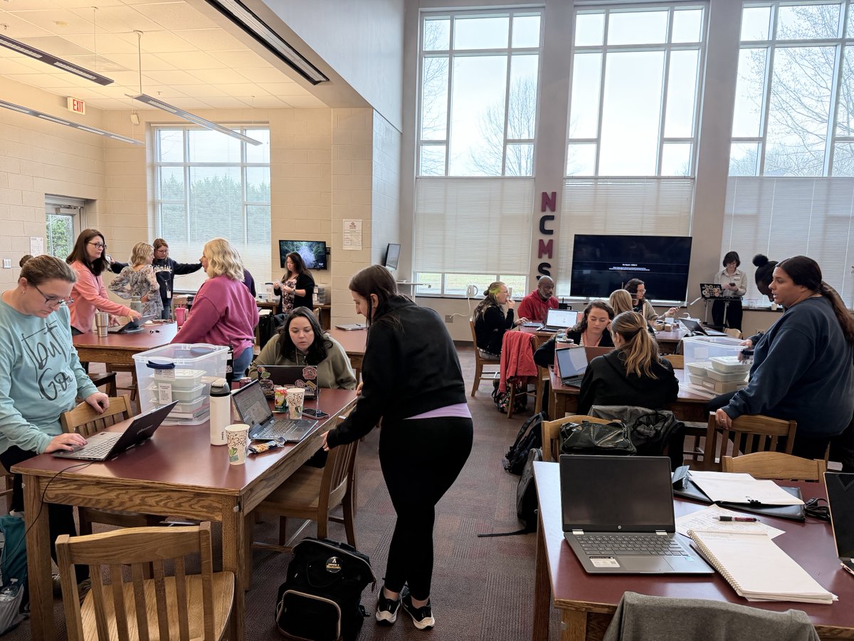 NC STEM West tweet media