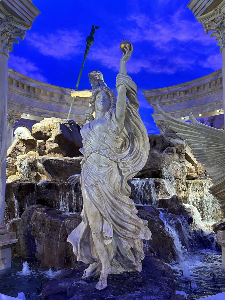 Hellenist ☀️🏺⚡️ tweet media