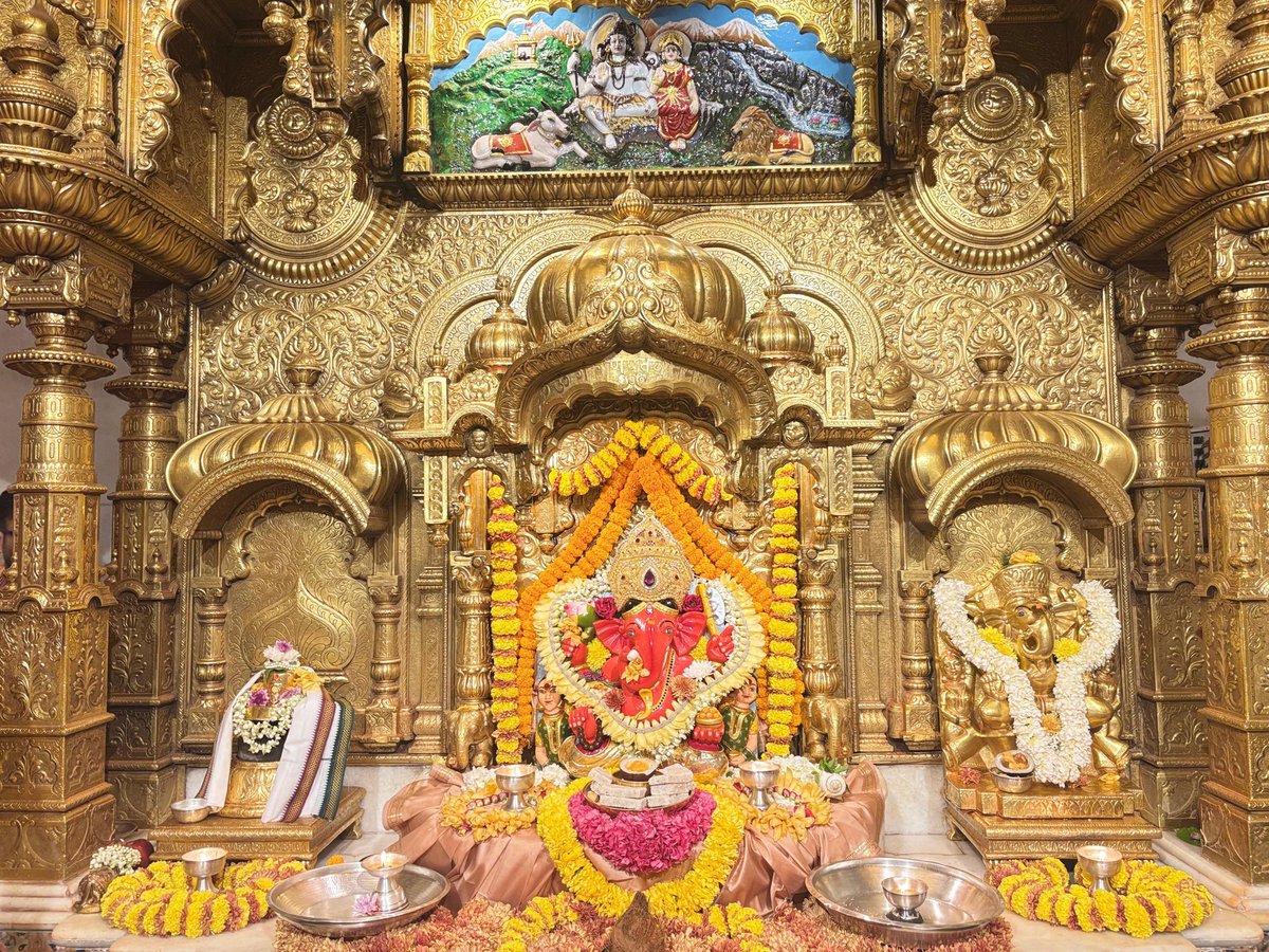 SVTMumbai's tweet photo. 🙏 गणपती  बाप्पा मोरया 🌺मंगलमूर्ती मोरया 🙏१६/०३/२०२६
🙏Ganapati Bappa Moraya 🌺 Mangalmurti Moraya  🙏16/03/2026 https://t.co/m6Ck1zz6Oe