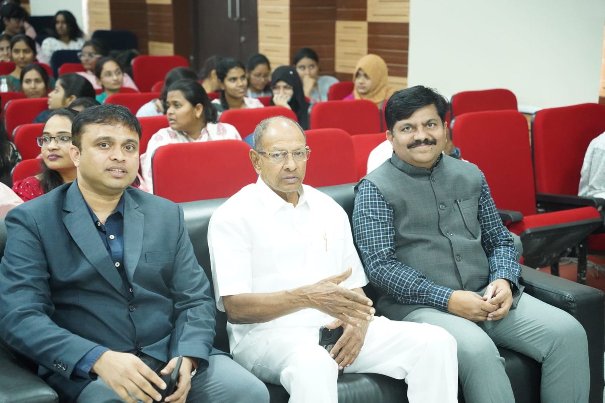 mlritmofficial's tweet photo. VALOROUS-2K26 (TechFest) Inauguration successfully organized on 16 March 2026. 🎉

#Valorous2K26 #TechFest #Inauguration #CollegeEvent #StudentActivities #CampusLife #Innovation #TechEvents #Success 🚀 https://t.co/Je3RcbnMPN