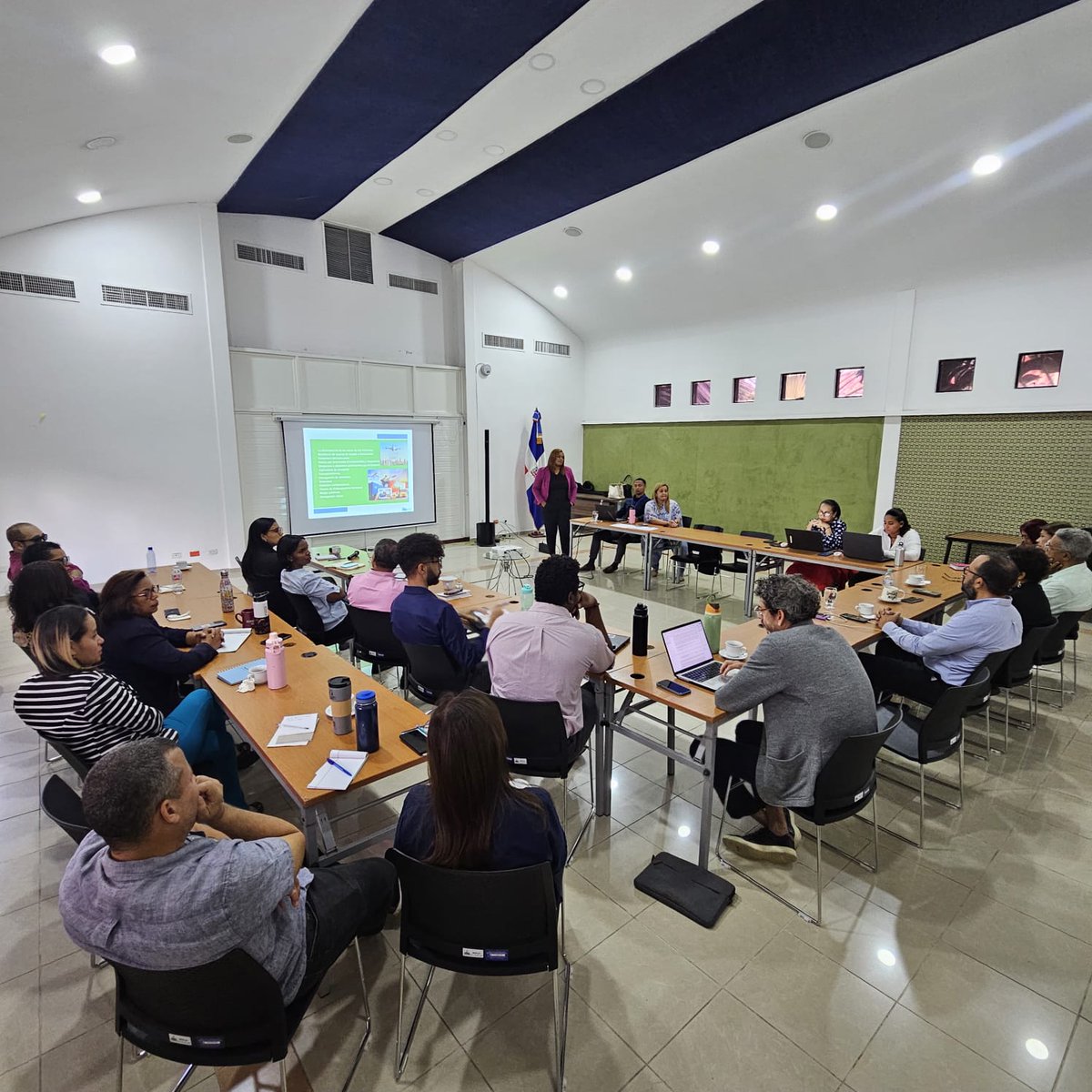 Instituto Geográfico Nacional tweet media