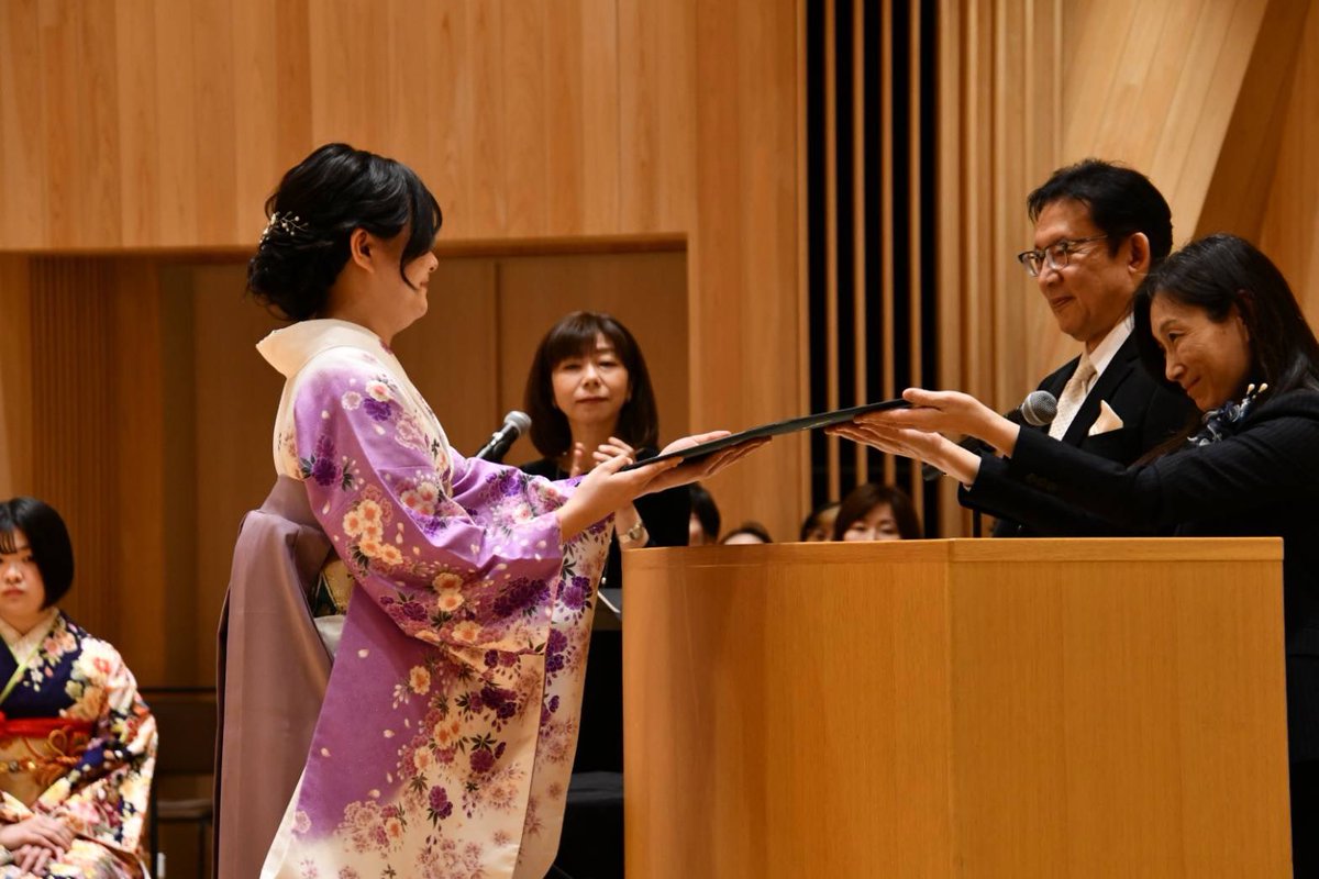 2026年3月13日(金)卒業式
桐朋女子高等学校音楽科(男女共学)無事卒業いたしました🎓🌸
⁡
2023年4月桐朋に入学をしてから本当に沢山の事がありました。そしてそのお陰で私の青春は素晴らしいものになりました。