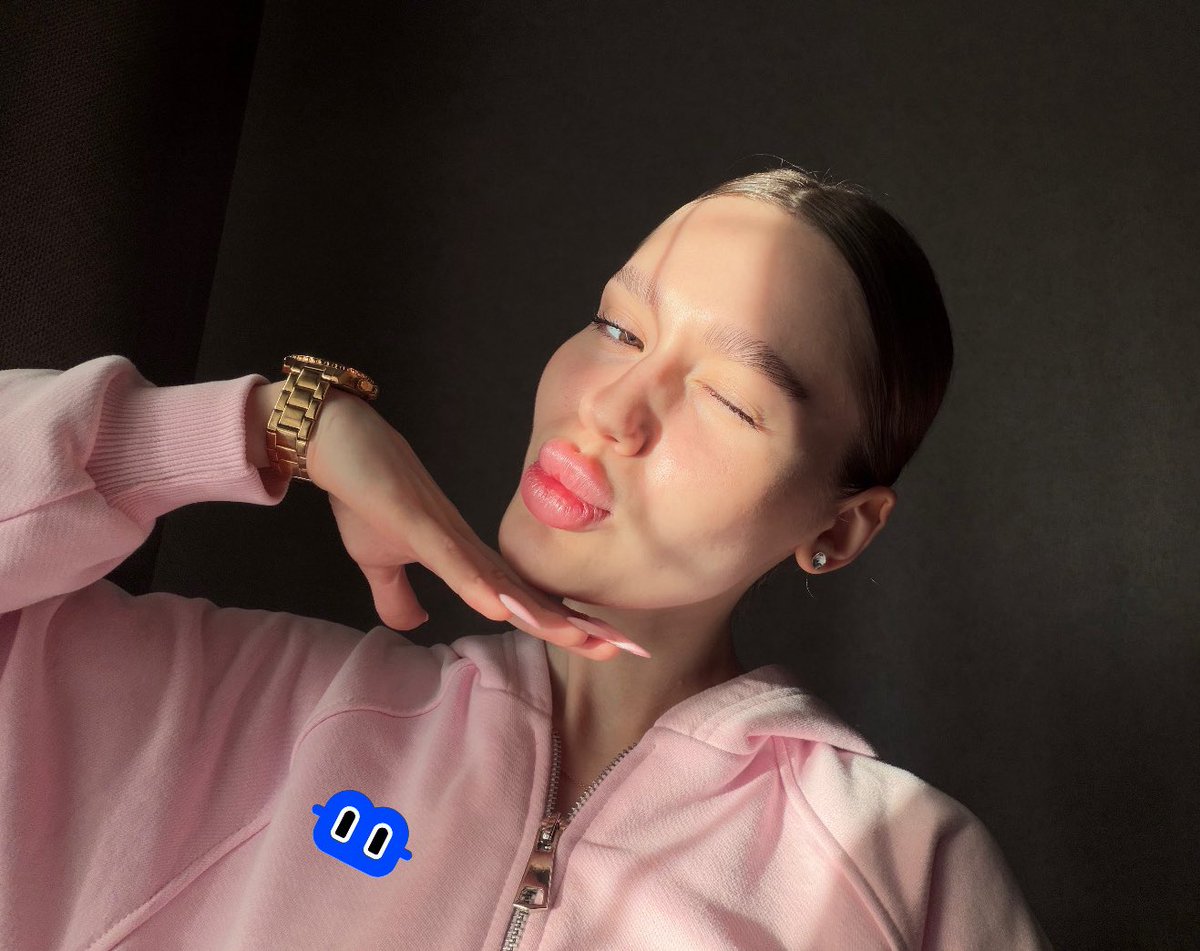 LOLA ₿ tweet media