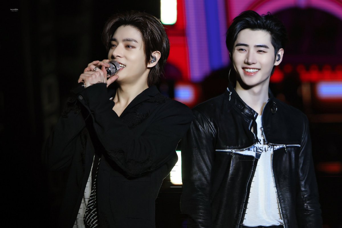 jakehoon files 🦮🐩 tweet media