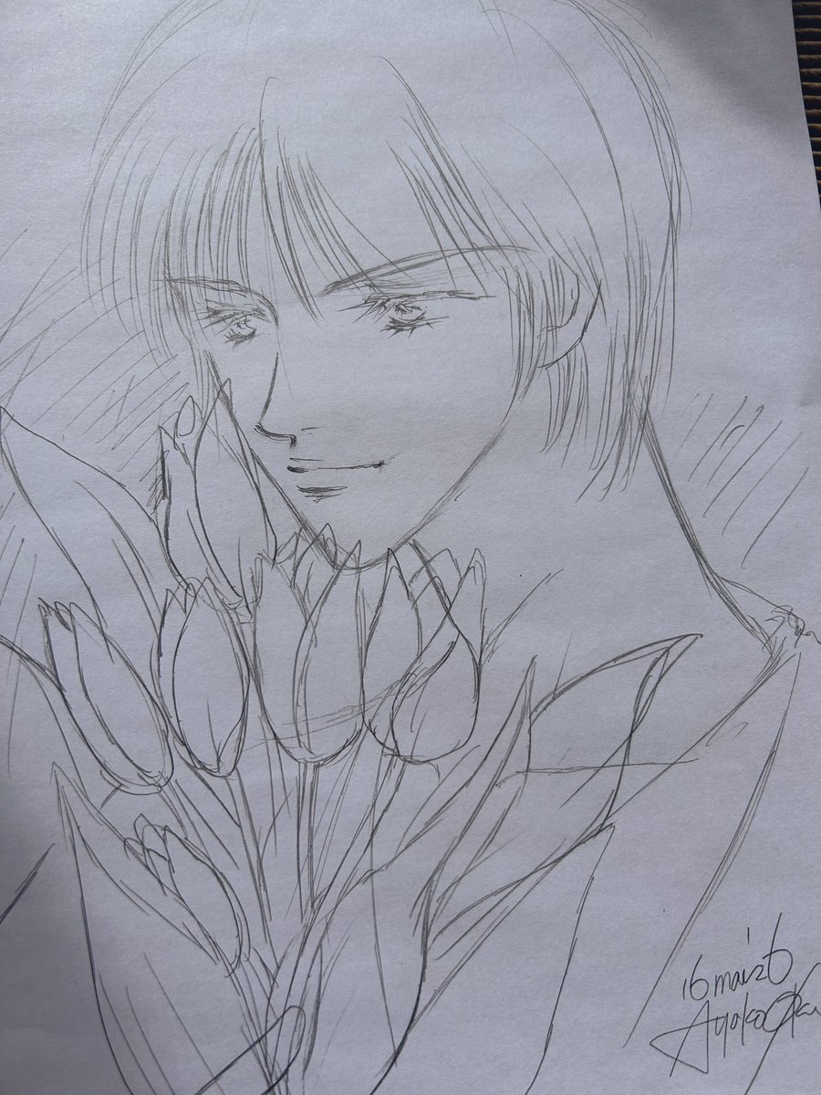 今年に入ってからの真伝放送により俺の心に眠っていた毛利くんへの想いが再燃したため、多分30年ぶり(もっと？)に描いてみた。でも今手元にあるのはコピー用紙とシャーペンのみなので手始めに簡単な左向き顔だけUpなんだけど...。
#毛利伸生誕祭2026