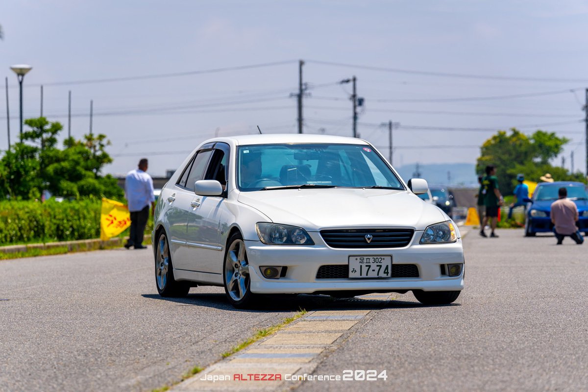Ath1ete_Sports's tweet photo. 【固定】
東京でホワイトパールクリスタルシャインなアルテッツ(AS200)に乗らせて頂いてます。
ちびちびメンテナンス優先で、"ゆったりまったり"ドライブしてます😉
お見かけした際にはよろしくお願い致します(。・ω・)ノ゙
#ALTEZZA #RS200 #AS200
#ALTEZZAGITA #AS300
#モノタロウの回し者(大嘘) https://t.co/STx2wDEkO9