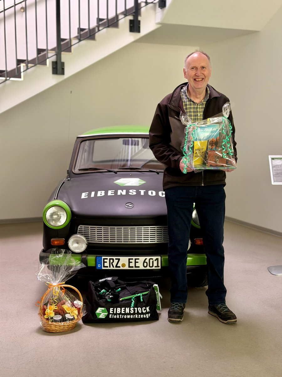 EIBENSTOCK_PT's tweet image. After 39 years with EIBENSTOCK, our Head of Technology Frank has entered his well-deserved retirement. His dedication, expertise, and character have shaped our company for decades. EIBENSTOCK is more than an employer — it is family. Thank you, Frank 🙏

#PowerTools #MadeinGermany