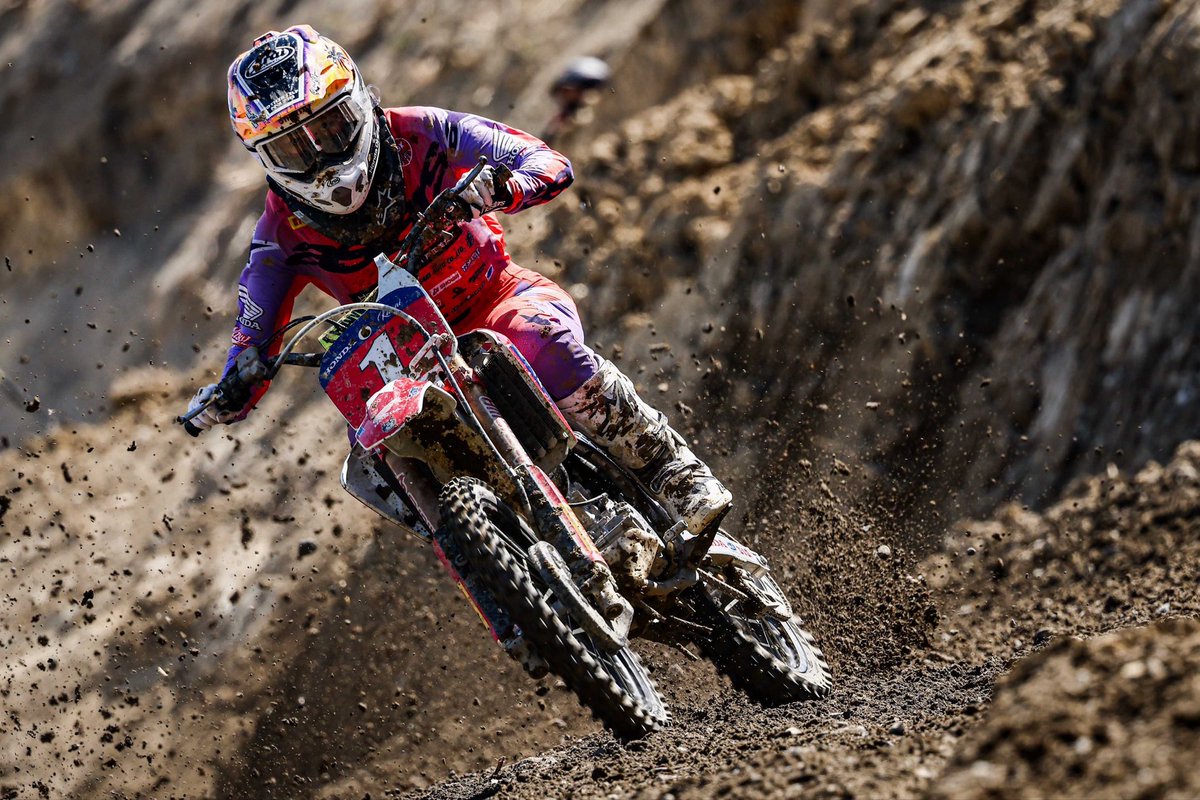 Mx628718's tweet photo. 2026 JMX Round 1
P-1

開幕戦勝つためにたくさん準備してきたことが結果として結びついて本当に良かった☝️
スタート出遅れたけど荒れた路面難しいレール全てが楽しくて勝つレースをすることができました！
たくさんの応援ありがとうございました
次戦も全力で戦います😁 https://t.co/yOVJvxkzNi