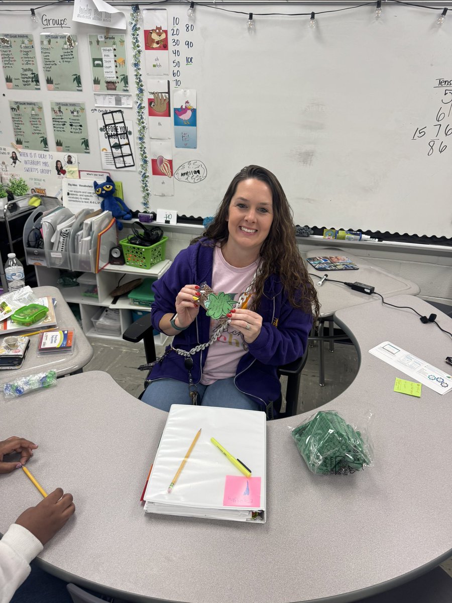 Debbie Skaggs tweet media