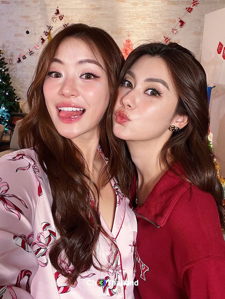 #LenaMiu