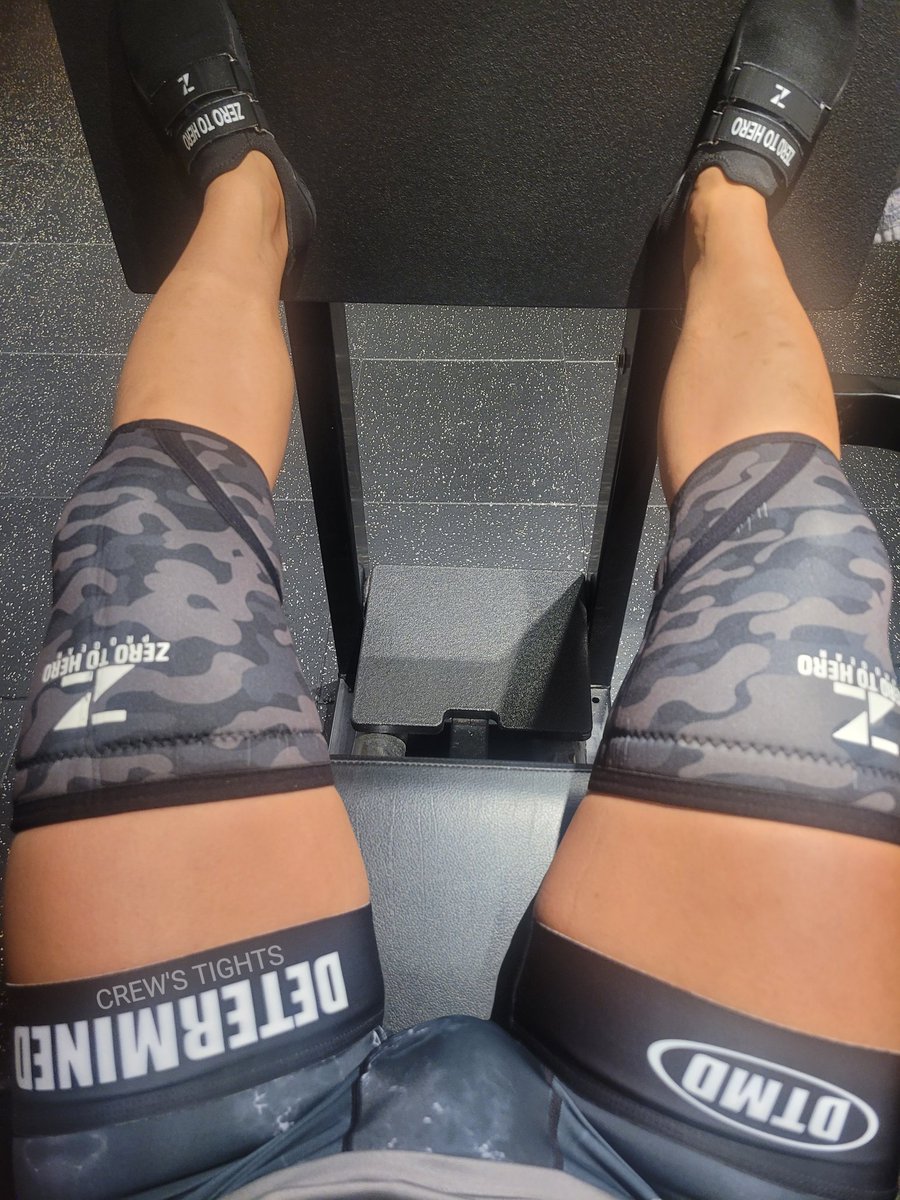 CREW'S TIGHTS tweet media