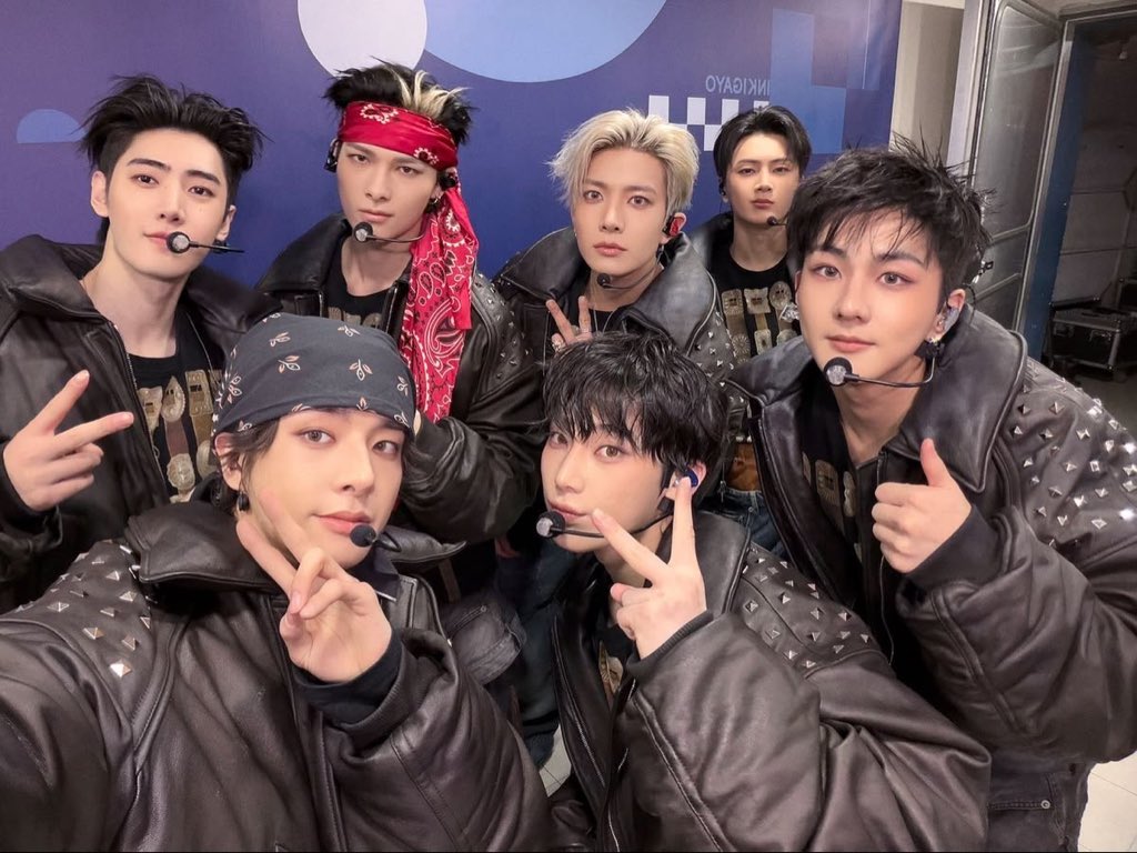 ‼️⚠️NEW TAG POST⚠️‼️

IF YOU WANT TO SEE OT7 ENHYPEN DROP A TAG‼️

👉🏻 TARGET 7000 TAGS

‼️‼️‼️‼️‼️‼️‼️‼️‼️‼️‼️‼️‼️‼️