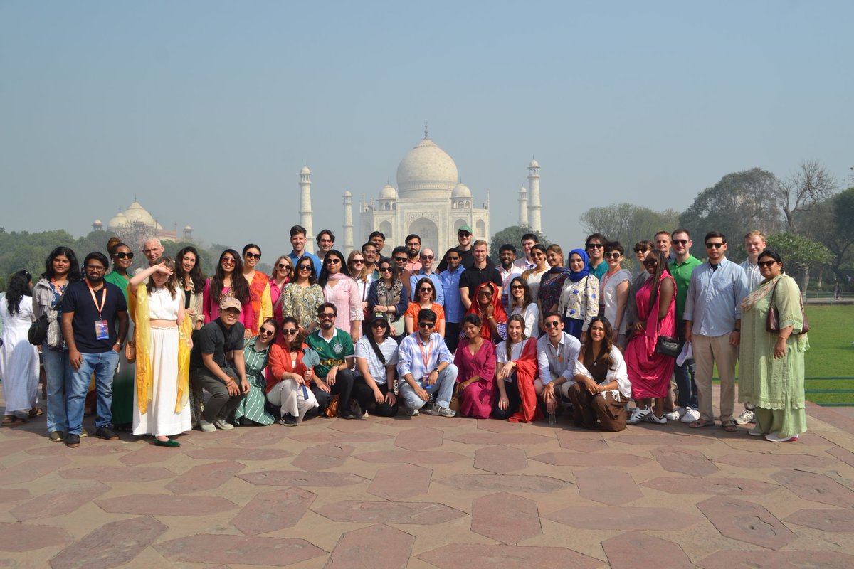 Chaula R. Anindya (C.R.A) tweet media