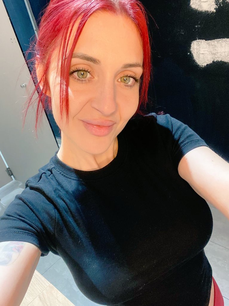 Sweet Vela tweet media