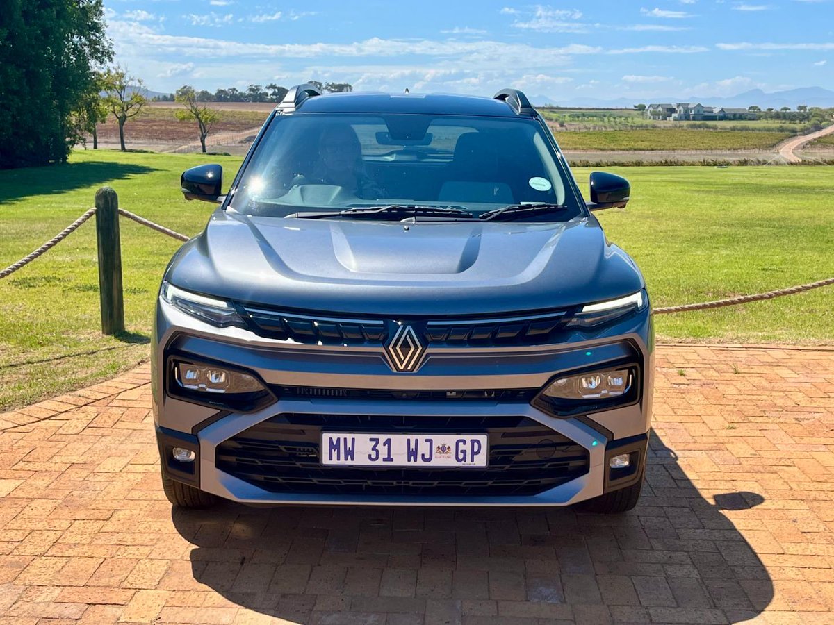 AutoTrader tweet media