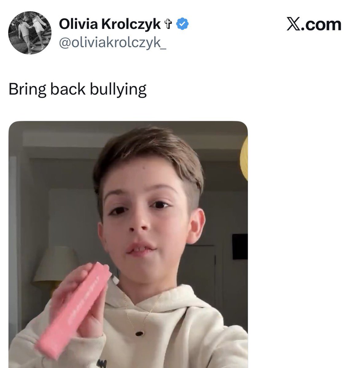 Xaviaer DuRousseau tweet media