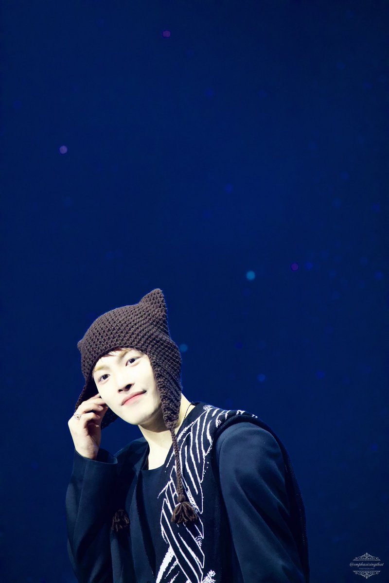 みるみる tweet media