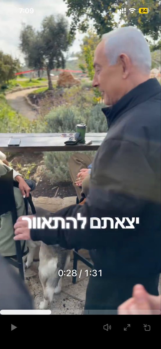 OneAndAounly's tweet photo. @netanyahu Hey Bb, you lost your ring. Try again. https://t.co/1EfncJlZzb