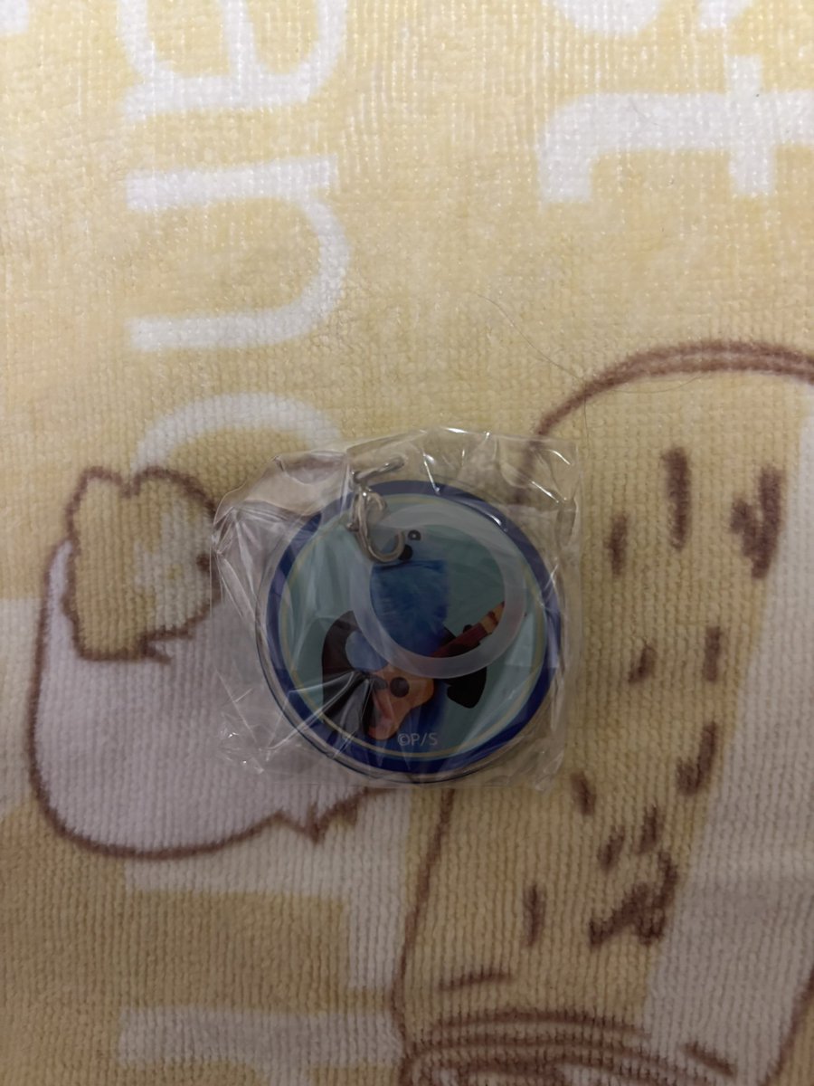 LDH23895749's tweet photo. @ss2ccer_ 初めまして！検索より失礼します。
画像のめじるしアクセサリーはお求めでしょうか？ https://t.co/snGQP34sRE