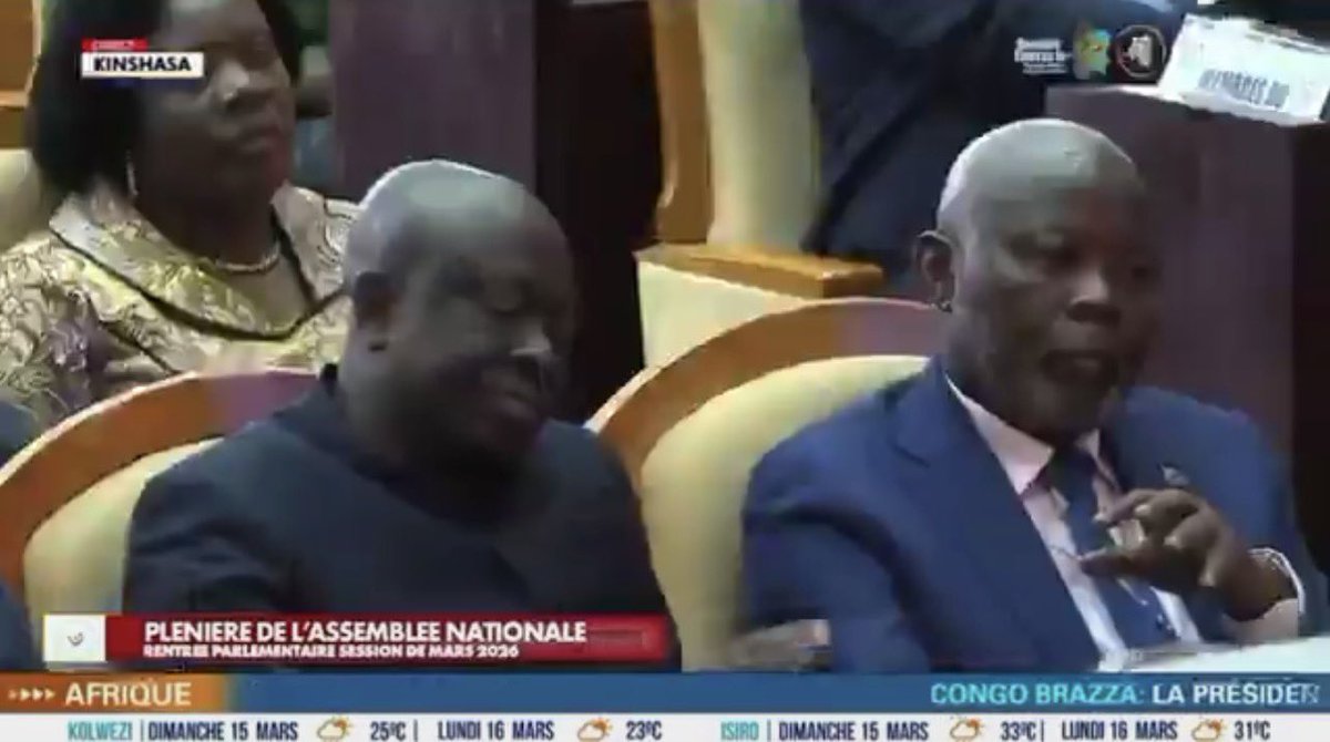 Ne soyez pas plus kamerhiste que Kamerhe lui-même. Vital Kamerhe fait partie intégrante de l’Union sacrée, et vous, vous insultez cette même Union sacrée tout en prétendant soutenir Kamerhe et en le considérant comme votre mentor.

Si “Je soutiens VK, VK soutient l’Union sacrée,