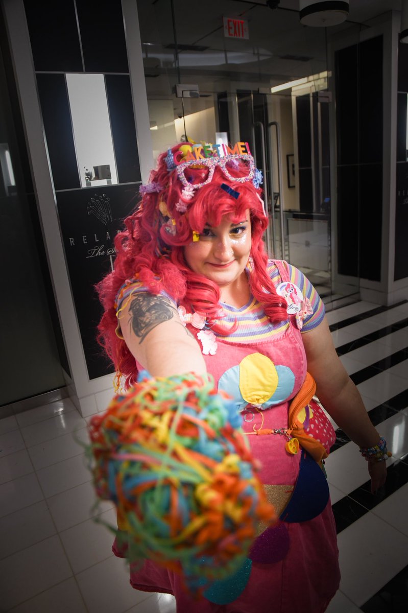 barababe28's tweet photo. “Isn't this exciting? Are you excited because I'm excited I've never been so excited, well, except for the time that I saw you walking into town and I went [gasp] but I mean really, who could top that?”
📸 ame photography 
#mlpcosplay #pinkiepie #katsucon https://t.co/j2OzB2NfWl