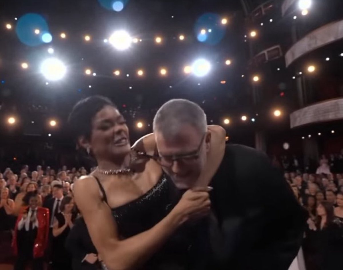 positive peter tweet media