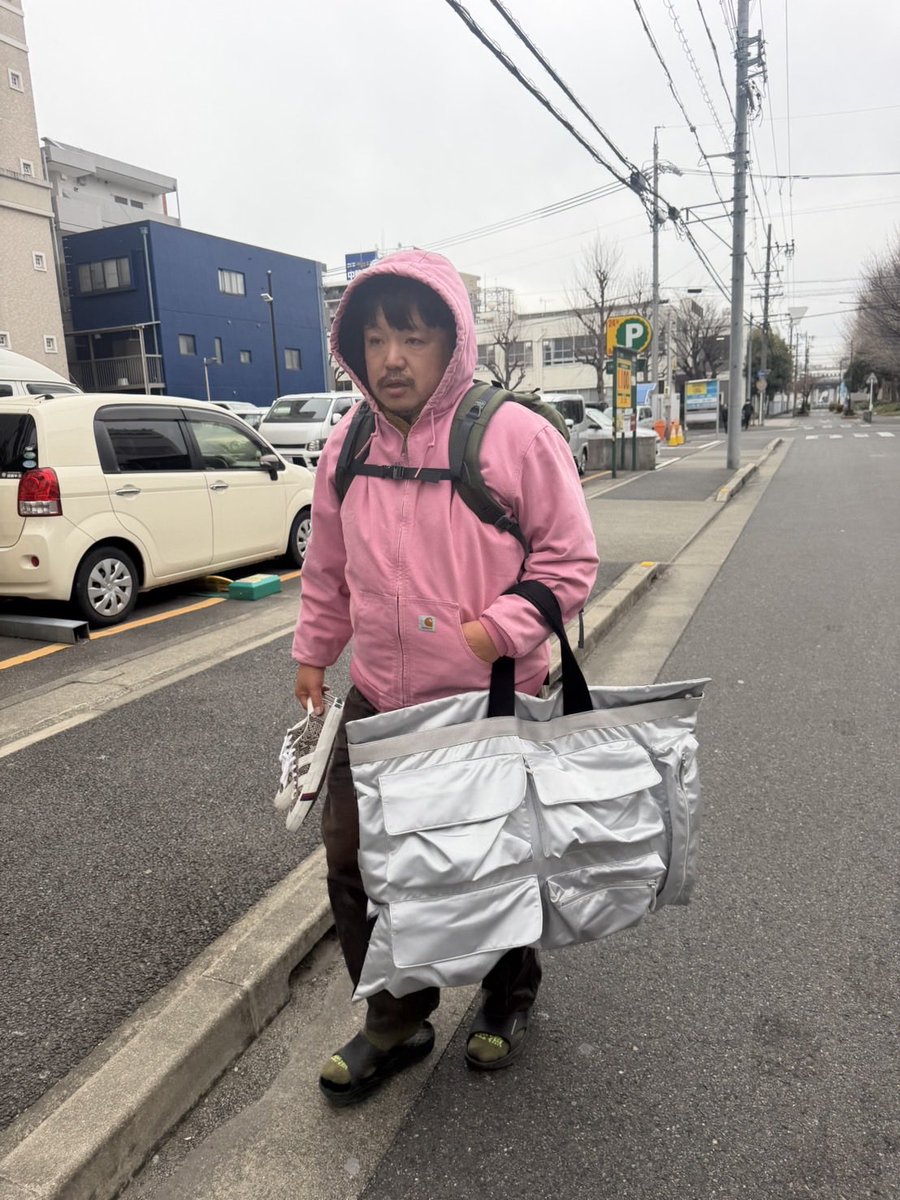 kagochang's tweet photo. Fish on Snap #01
Street Fish on Snap
Nagoya
#FishOnSnap
#rafsimons
#carhartt
#痴虫 https://t.co/bGdMRxyvMN