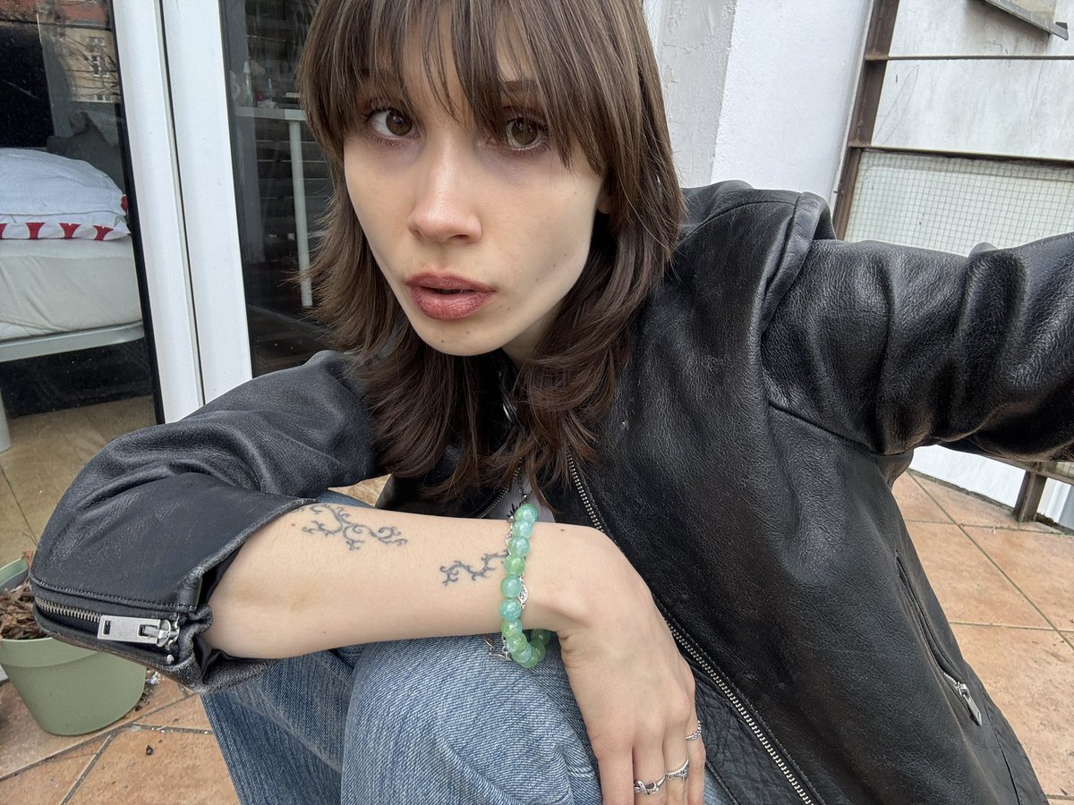 jess 𓇼 tweet media