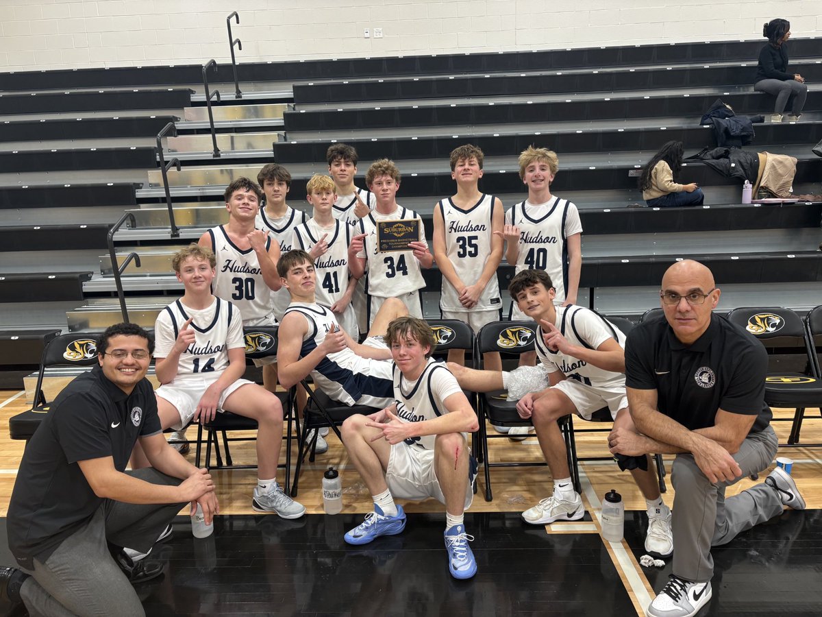 CoachGrimmGO's tweet photo. 🏀🏀🏀: Another Successful Season in the Books. I Grew so much as a person on and off the Court in Year 3. We had an amazing season for Freshman and a Great Year for the Program! I love what I do and the People I get to it with. Go Explorers! #RollHud #ExplorerPride #Year3 https://t.co/oIAaTt8lw8