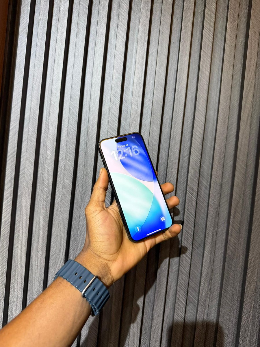 Everything Everything tweet media