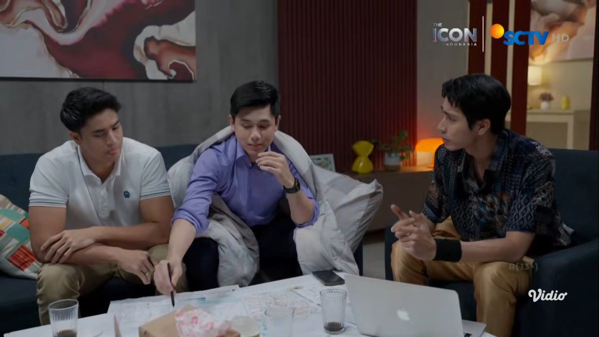 Trian & Adila Archive tweet media