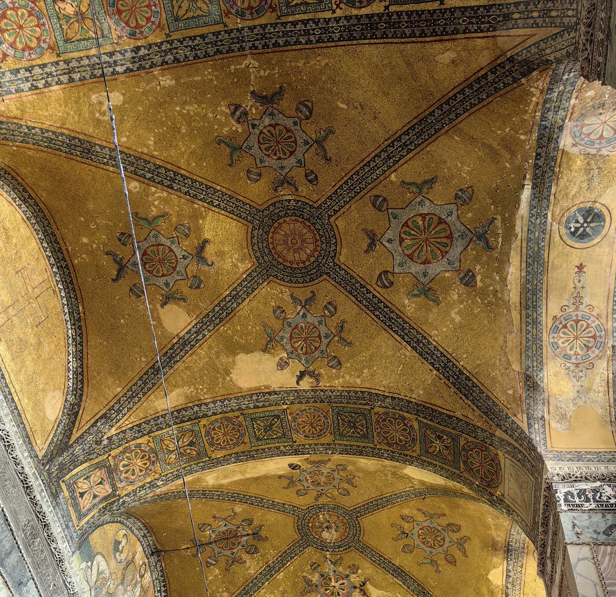 The Hidden Face of Istanbul tweet media