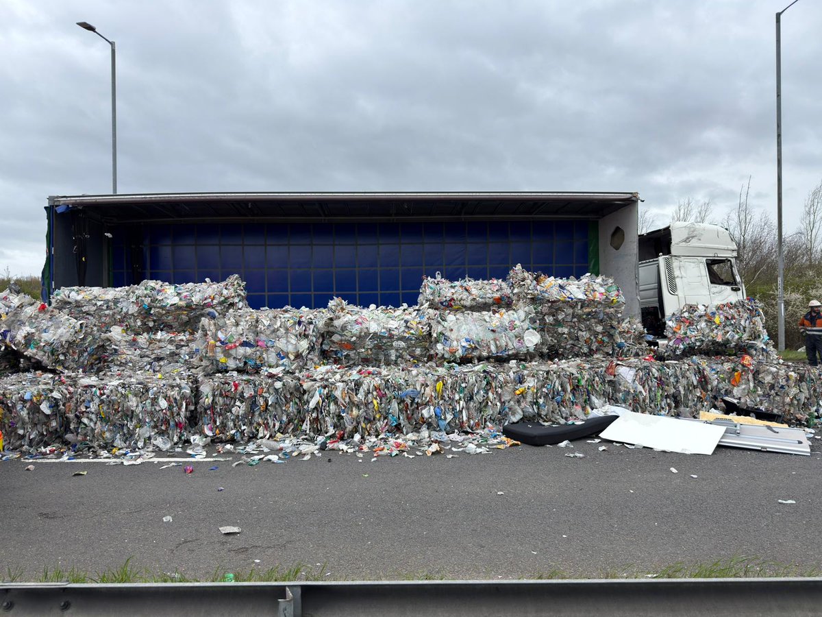 Leicestershire Fire and Rescue Service tweet media